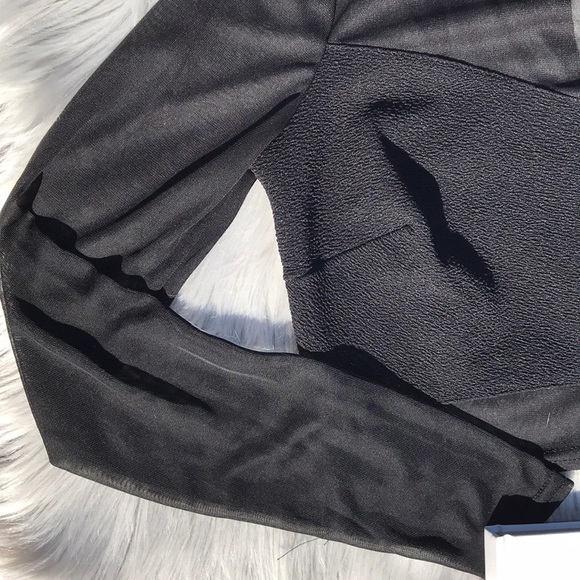 White SOLD. Black available in other listing. - Picture 4 of 5